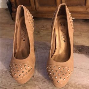 Toi et Moi Studded heels